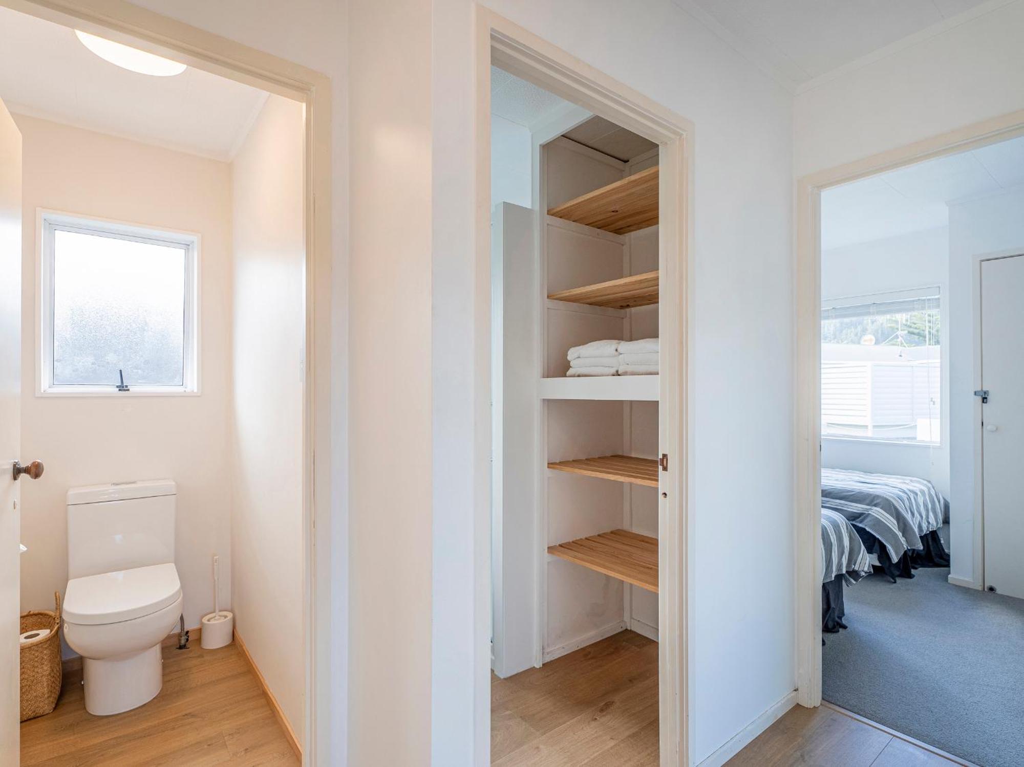 Retreat By The Beach - Pauanui Holiday Home Экстерьер фото